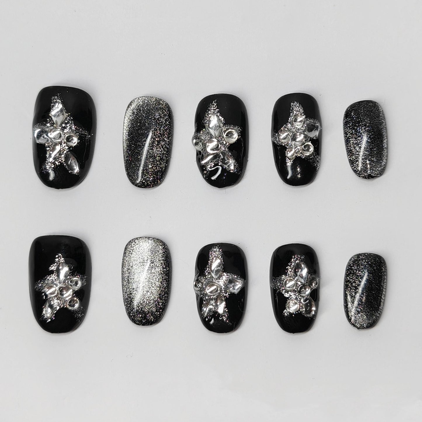 SILVER STAR BLACK PRESS ON NAILS