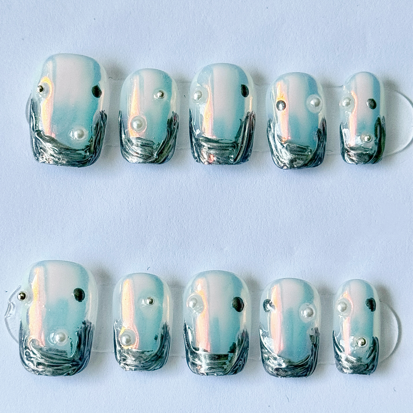 Ongles Press-On Nacrés Chromés